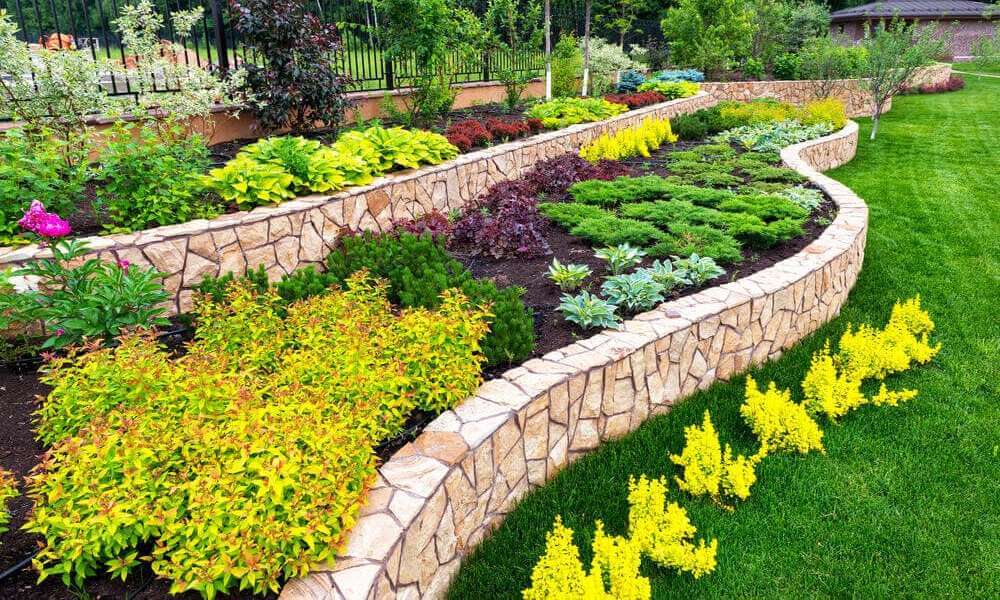 Retaining walls installation services